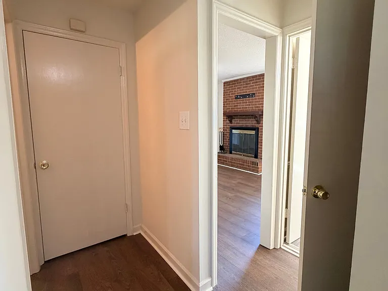 5701 Cates Dr — Photo 43