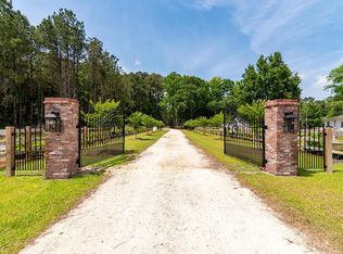 10260 N Highway 17, Mc Clellanville, SC 29458