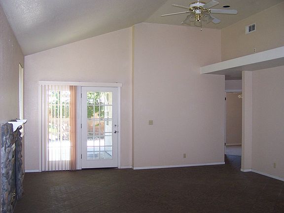 High vaulted ceilings for grand feeling