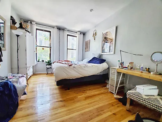 Rented by Nooklyn NYC LLC | media 26
