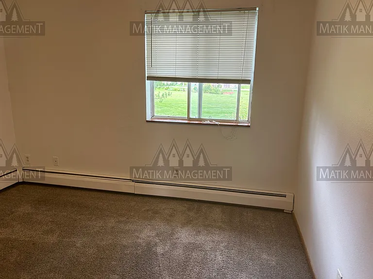 2623 Malmquist Ave — Photo 8
