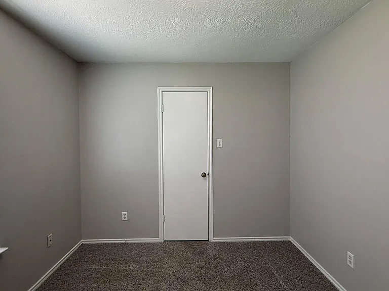 503 Willow West Dr — Photo 19