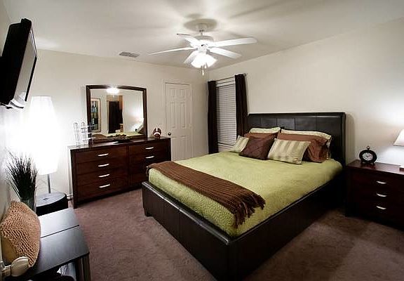 4th image of 1201 N Bangor Ave APT B