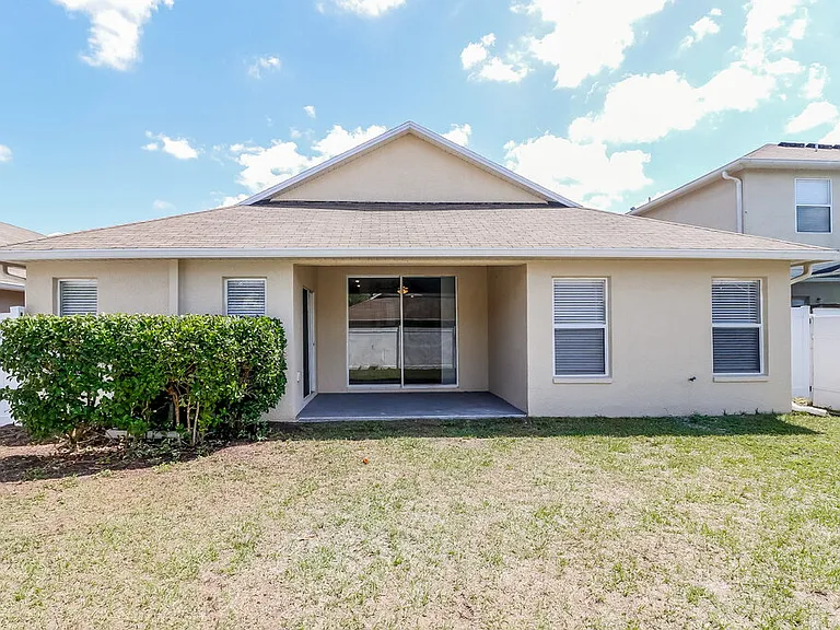 10124 Coldwater Loop — Photo 16