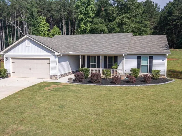 121 Winnbrook Ter, Winterville, GA 30683