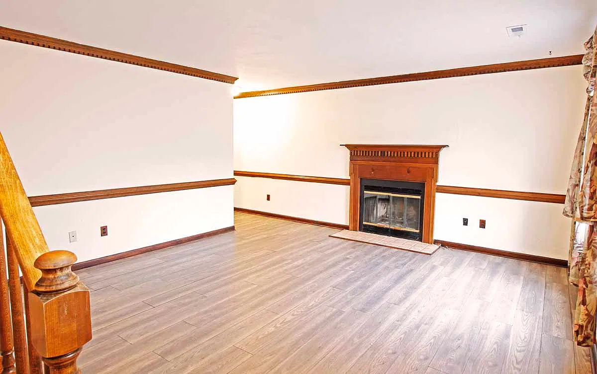 2 bed, 2.5 bath, 1323 sqft, $1,750 — Photo 4