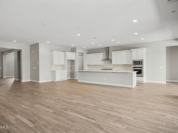 5th image of 22713 E PEGASUS Parkway