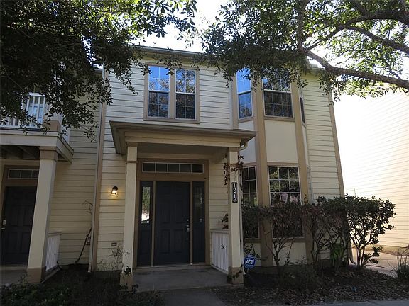 2nd image of 16819 Pine Castle Dr