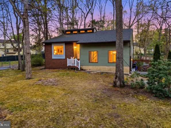 13 Muirfield Dr, Sicklerville, NJ 08081