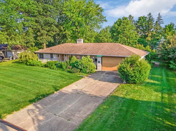 26703 Hamilton St, Edwardsburg, MI 49112