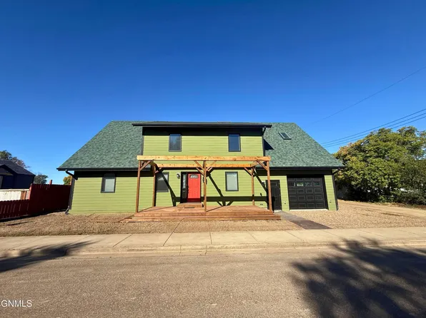 506 6th Ave NE, Sidney, MT 59270