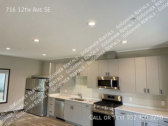 4th image of 716 12th Ave SE