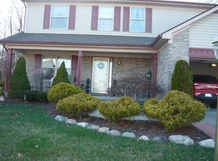 17286 Pennsylvania Heights Dr, Romulus, MI 48174
