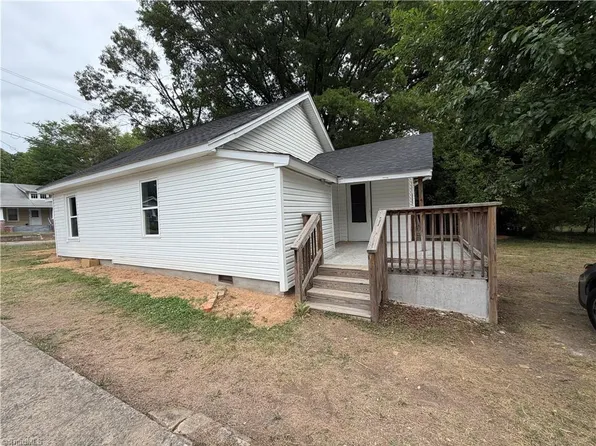 1211 W Florida St, Greensboro, NC 27403
