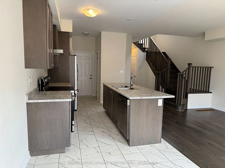 89 Blacksmith Dr — Photo 10