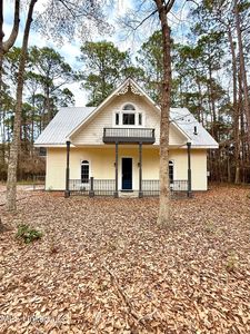 1024 Walnut St, Ocean Springs, MS, 39564