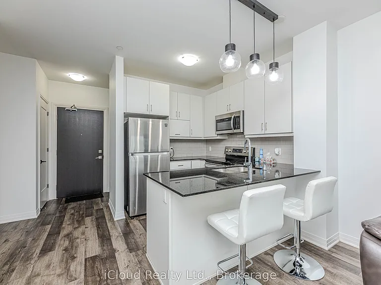 102 Grovewood Cmn #121 — Photo 16