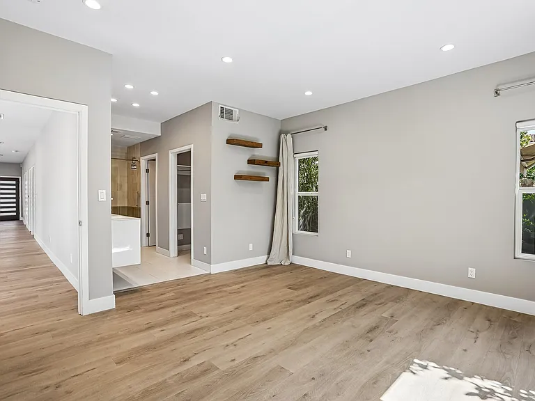 7007 Arlington Ave — Photo 16