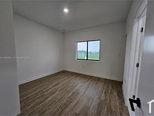 215 NW 13th Pl #0 — Photo 11