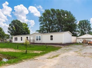 6757 London Rd, South Charleston, OH 45368