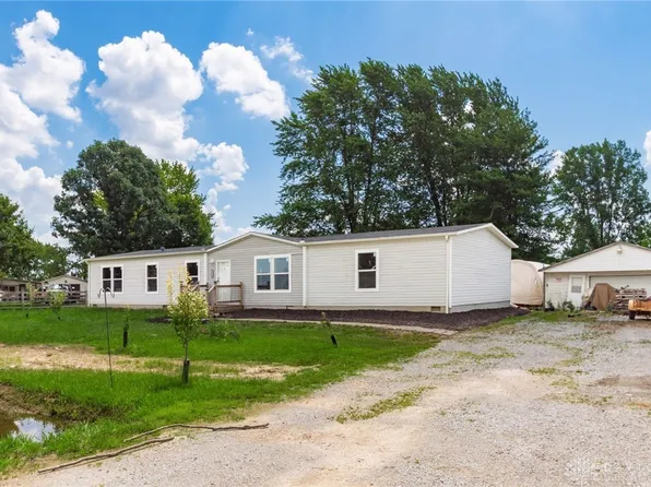 6757 London Rd, South Charleston, OH 45368