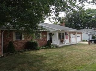 3032 Kingsridge Rd, East Liverpool, OH 43920