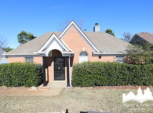 7088 Amberly Way Dr, Cordova, TN 38018