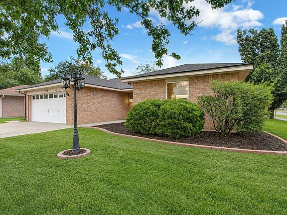 4th image of 3731 Nutwood Ln