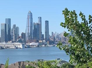 27 65th St #2, West New York, NJ 07093