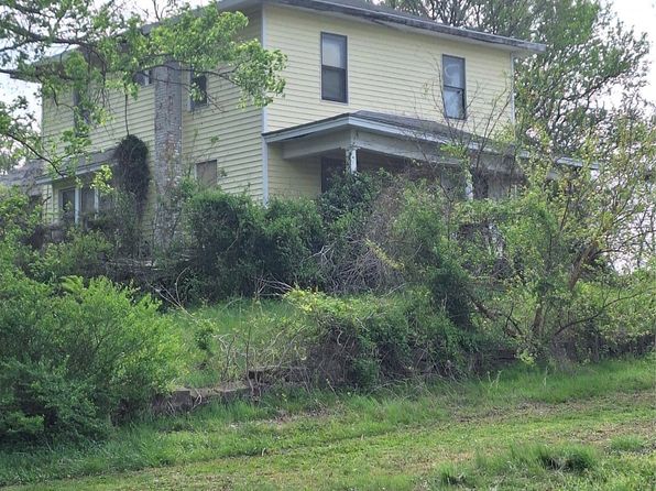 710 W 6th St, Chelsea, OK 74016