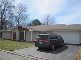 26 Kincaid Dr, Fairfield, IL