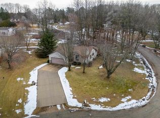 N7207 Circle Drive, Pardeeville, WI 53954