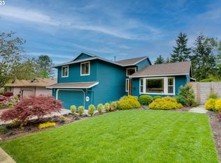 8455 SW Morgan Dr, Beaverton, OR 97008