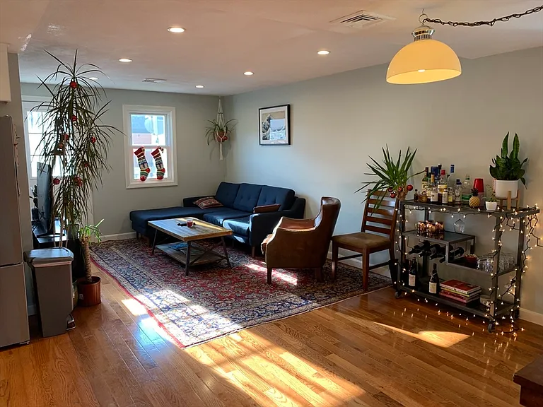 269 Sumner St #3 — Photo 2