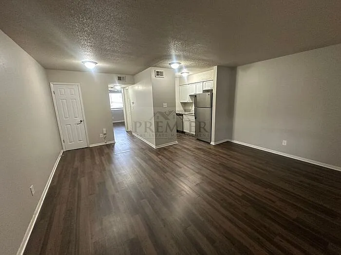 6007 Barton St — Photo 5