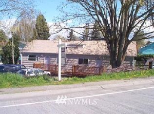 11852 Military Rd S, Seattle, WA 98168