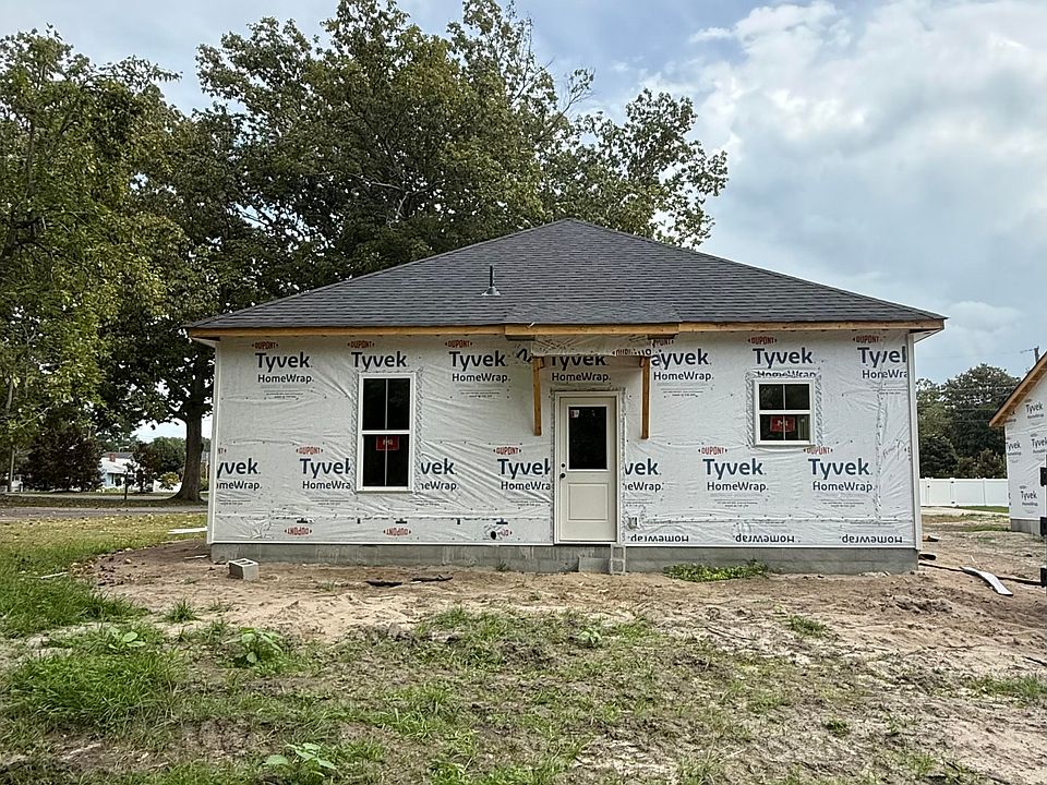 2nd image of 4138 W College Street
