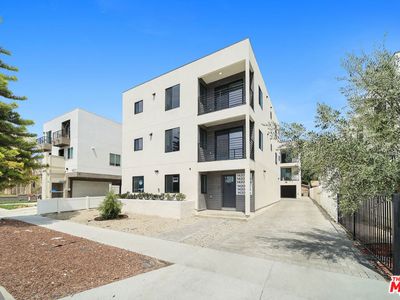 14207 Gilmore St, Van Nuys, CA, 91401