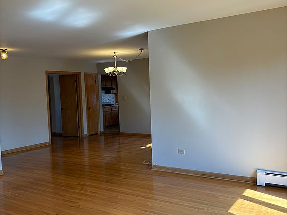 2nd image of 1121 N Northwest Hwy Floor 2