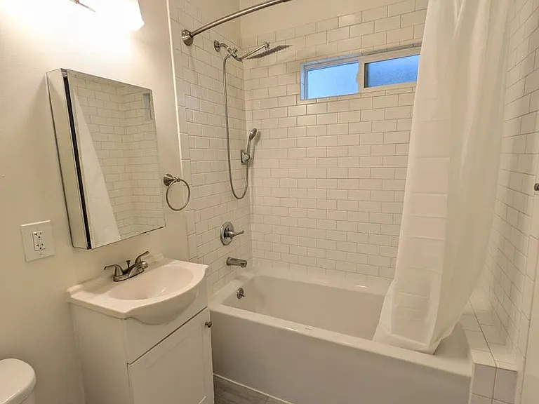 144 148 Sanchez 8 #10 — Photo 9