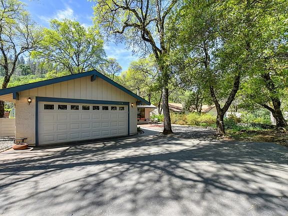 2nd image of 14170 Torrey Pines Dr