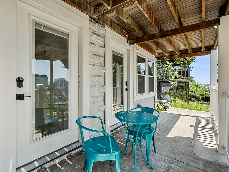 32 Munroe St #1 — Photo 23