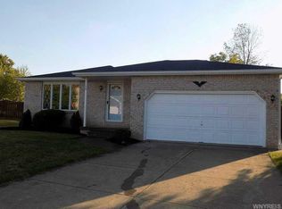 50 Rushford Ln, Buffalo, NY 14227