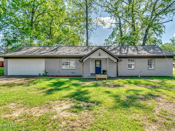 631 Marilyn Dr, Pearl, MS 39208