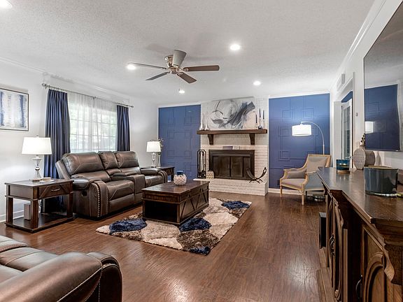 5th image of 7 Chestnut Ridge Dr