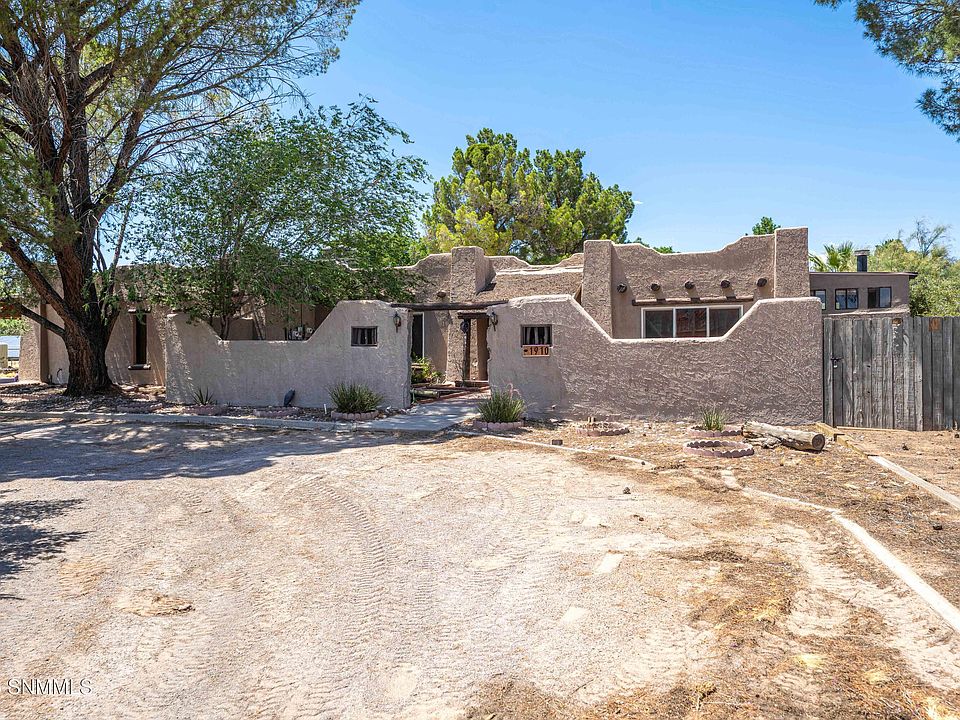 1st image of 1910 Lillian Ct