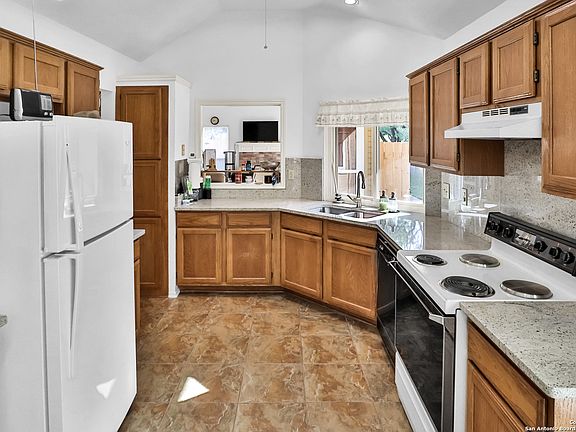 5th image of 12235 NETHERWOOD LN