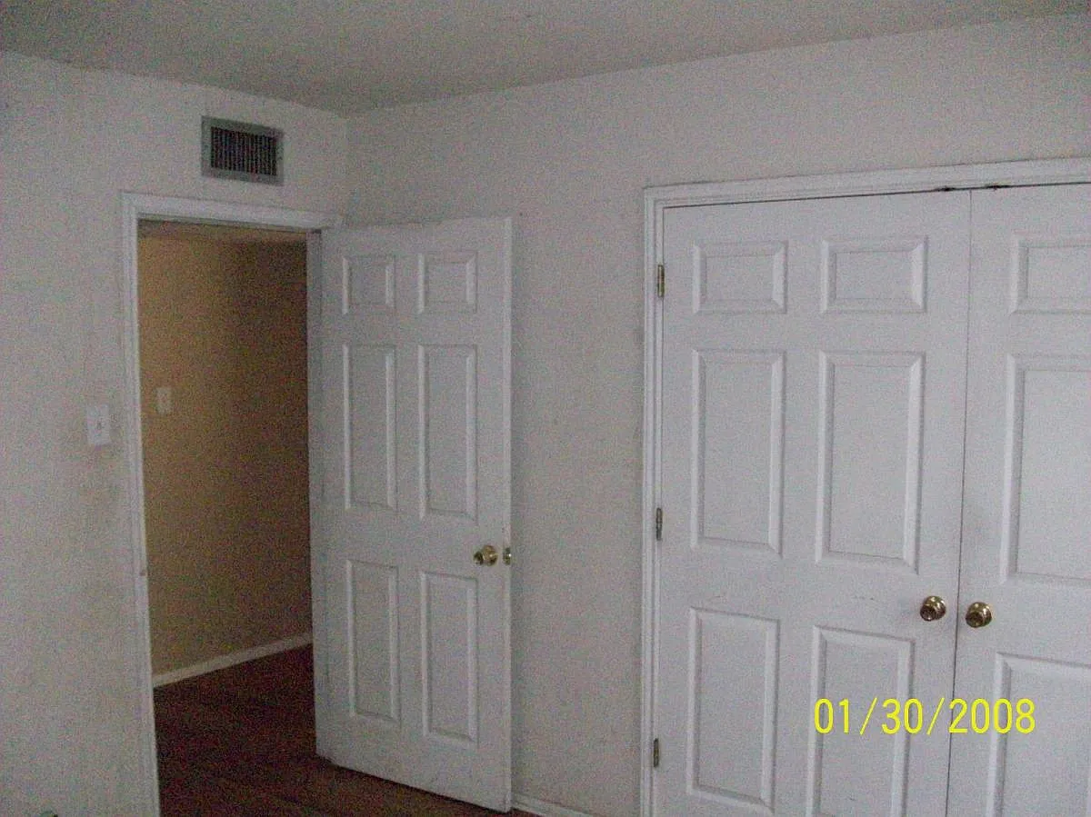 3 bed, 988 sqft, $1,525 — Photo 4