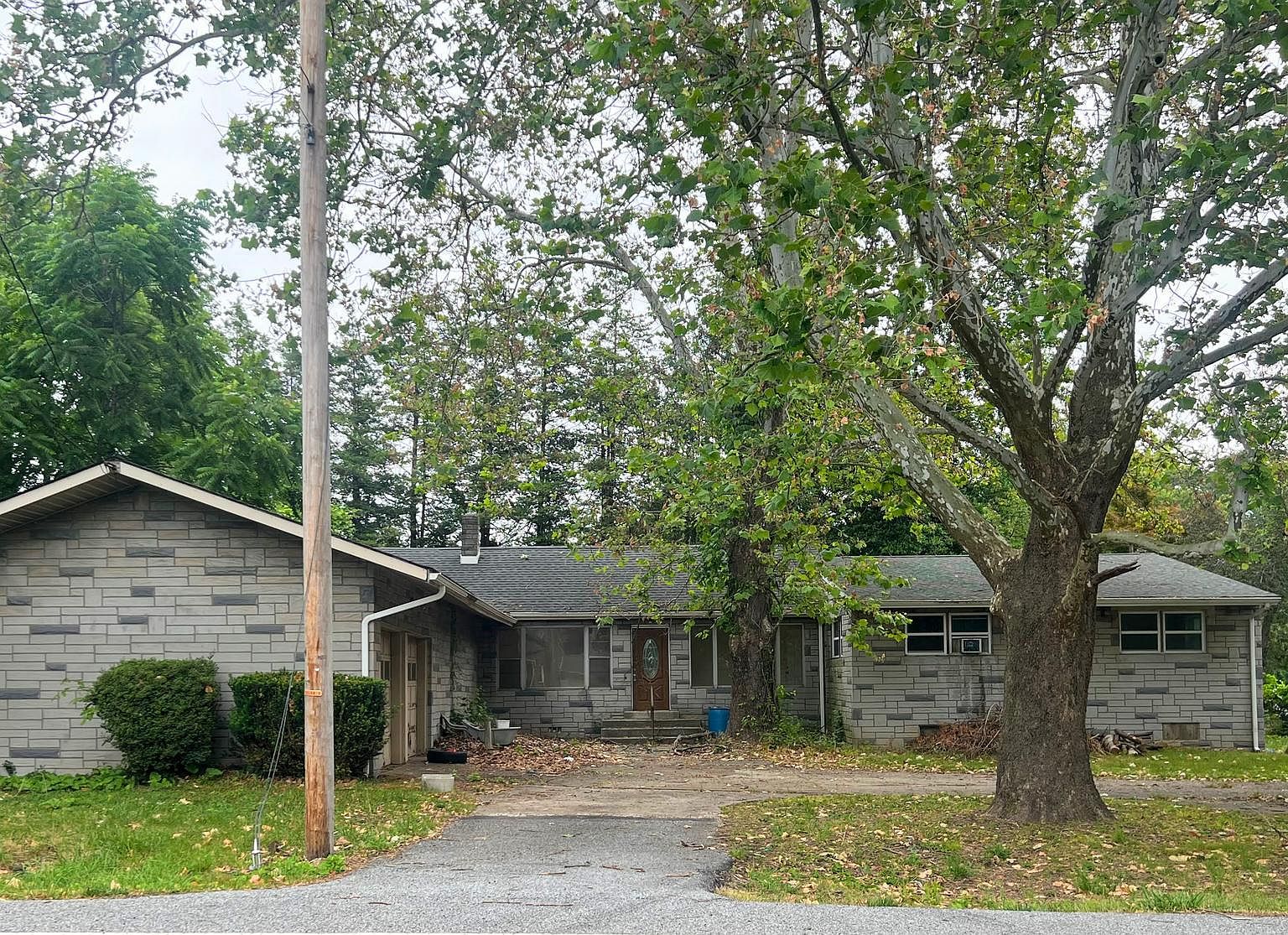 2340 Carlton Ave, Upper Chichester, PA 19061 Zillow