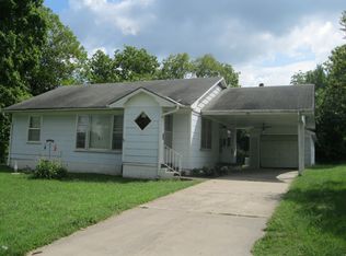 108 E Joe Davis, El Dorado Springs, MO 64744